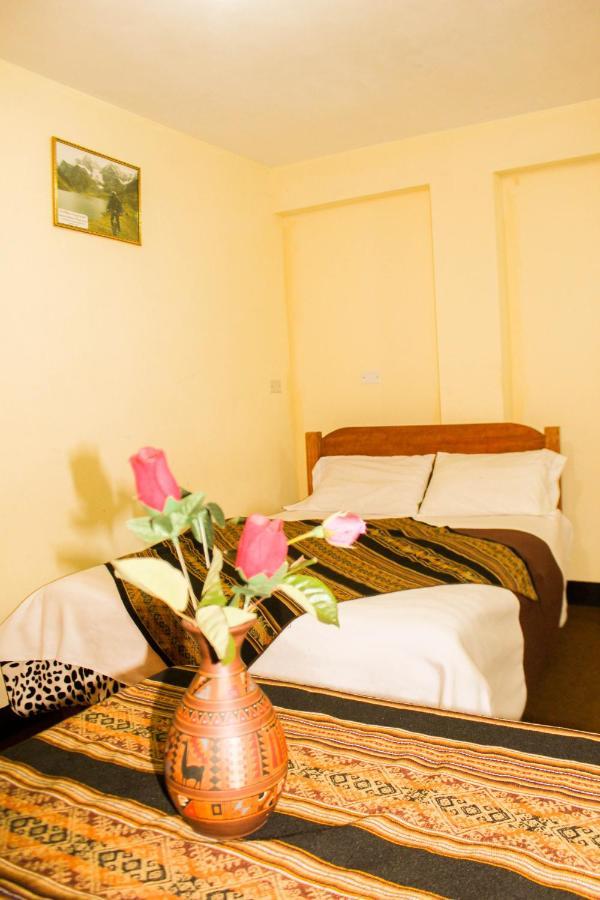 Amazing Huaraz Bed & Breakfast Exterior photo